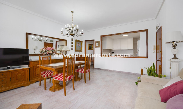 Sale - Apartment / flat - Torrevieja - Piscinas naturales