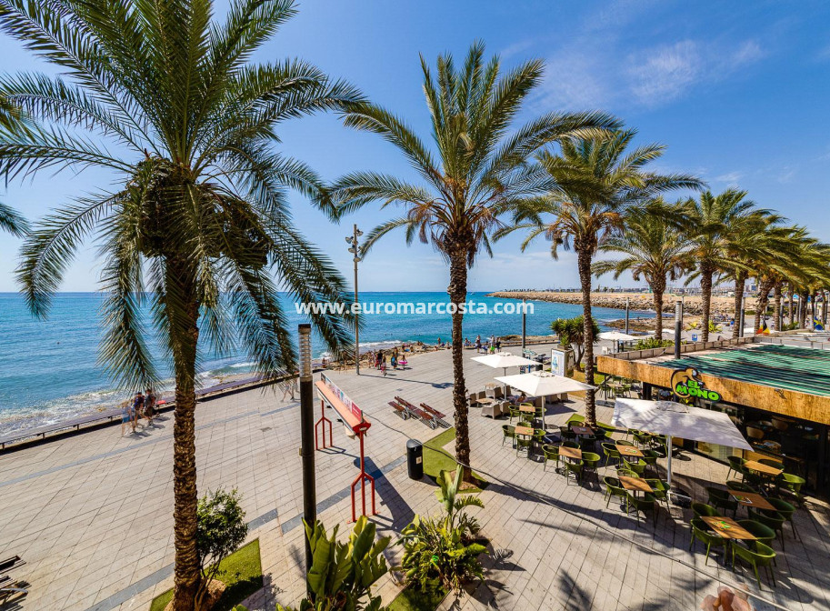 Sale - Apartment / flat - Torrevieja - Piscinas naturales