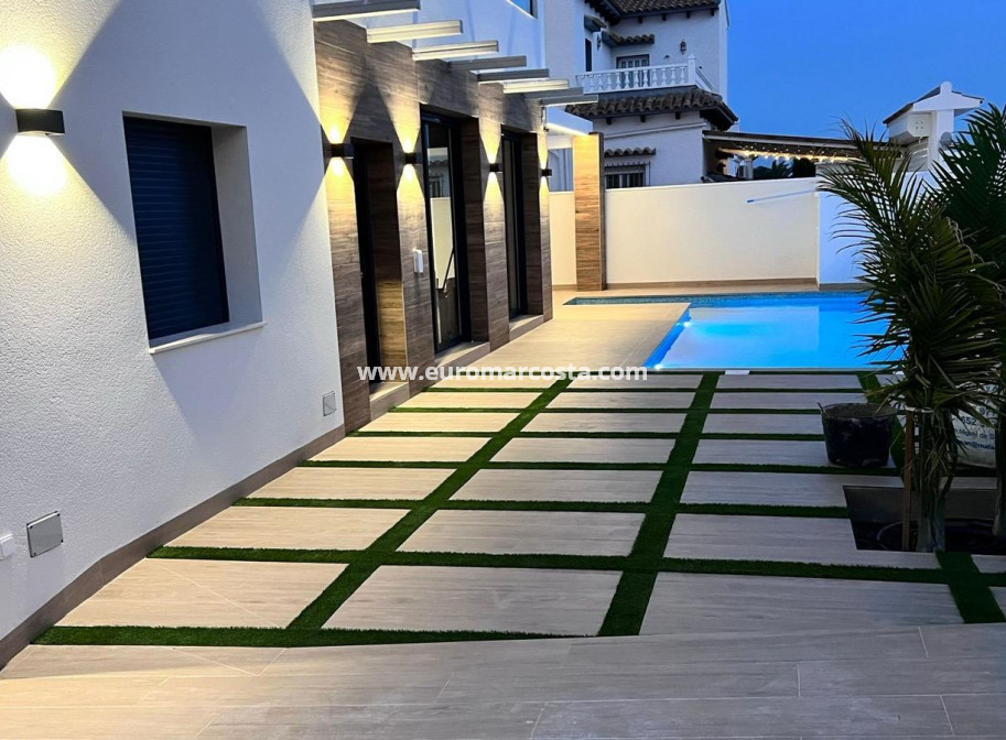 Objekte zum Wiederverkauf - Haus - Orihuela Costa