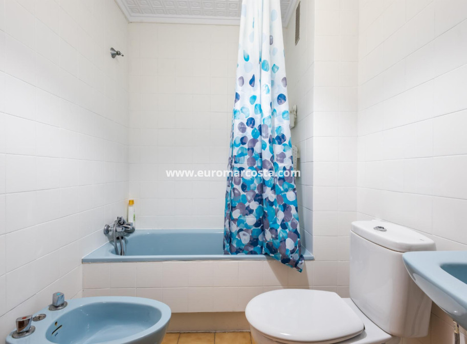 Objekte zum Wiederverkauf - Wohnung - Torrevieja - TORREVIEJA