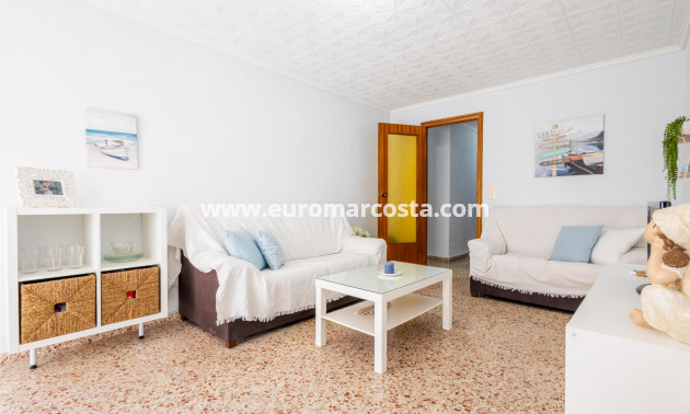 Objekte zum Wiederverkauf - Wohnung - Torrevieja - TORREVIEJA