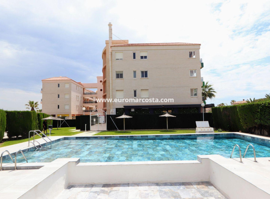 Sale - Apartment / flat - Torrevieja - Playa Flamenca