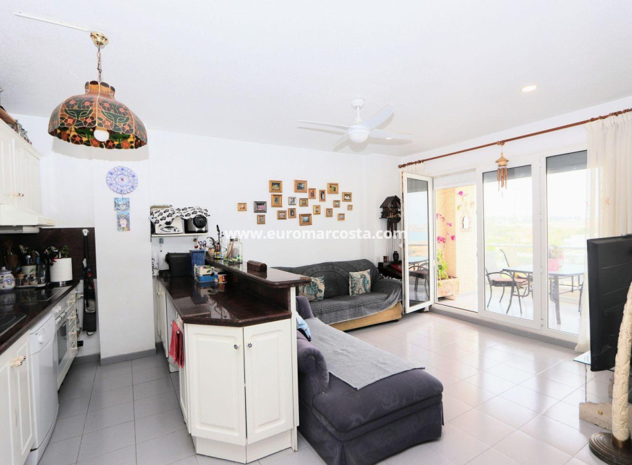 Sale - Apartment / flat - Torrevieja - Playa Flamenca