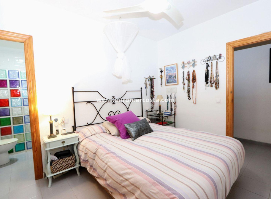 Sale - Apartment / flat - Torrevieja - Playa Flamenca