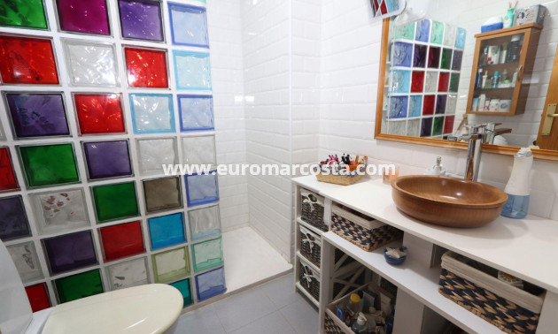 Sale - Apartment / flat - Torrevieja - Playa Flamenca