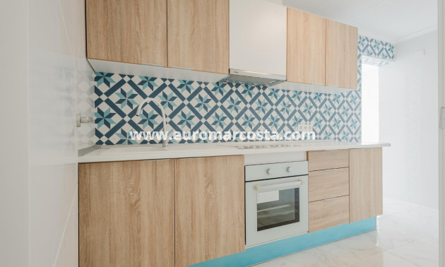 Objekte zum Wiederverkauf - Penthouse - Torrevieja - TORREVIEJA