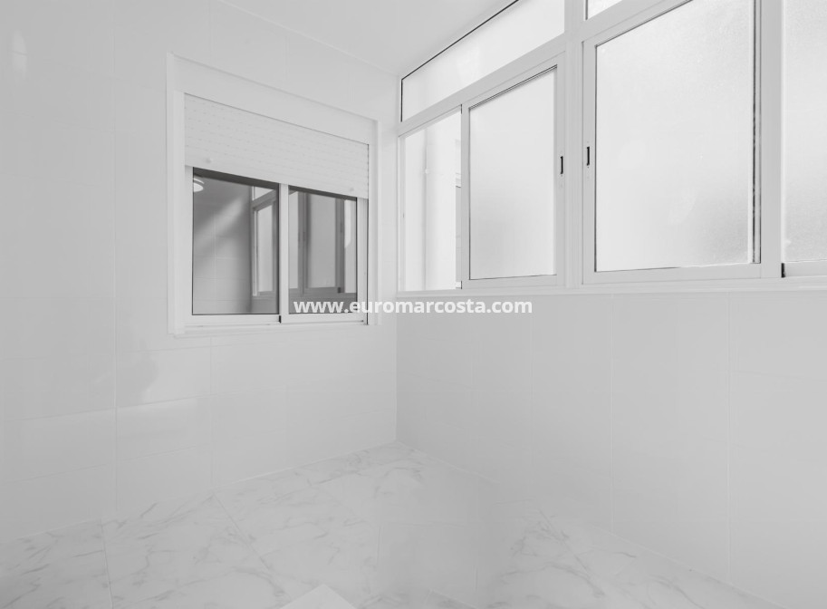Objekte zum Wiederverkauf - Penthouse - Torrevieja - TORREVIEJA