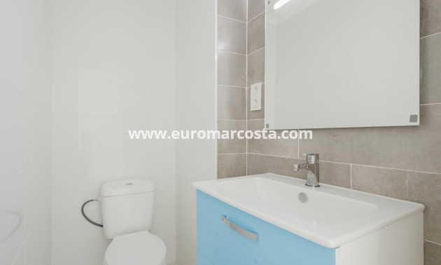 Objekte zum Wiederverkauf - Penthouse - Torrevieja - TORREVIEJA