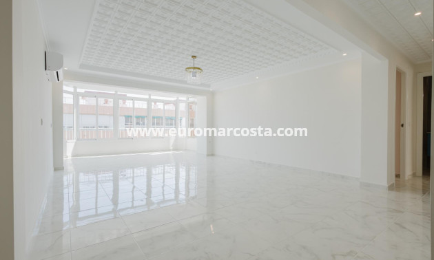Objekte zum Wiederverkauf - Penthouse - Torrevieja - TORREVIEJA