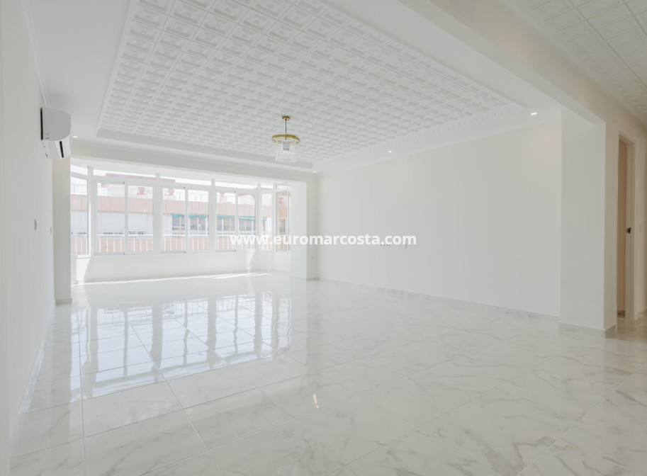 Objekte zum Wiederverkauf - Penthouse - Torrevieja - TORREVIEJA
