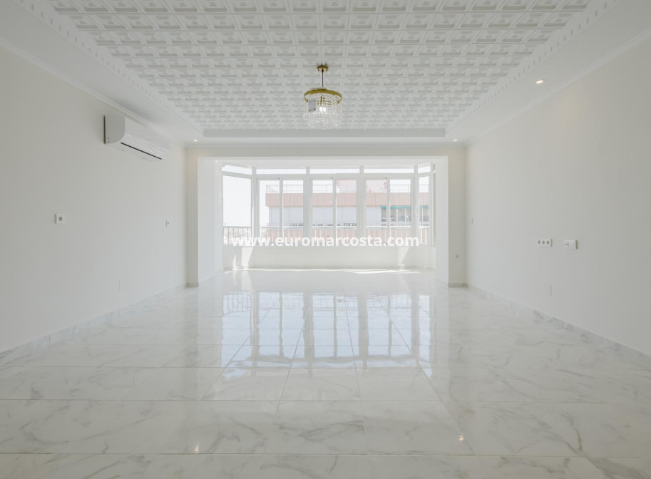 Objekte zum Wiederverkauf - Penthouse - Torrevieja - TORREVIEJA