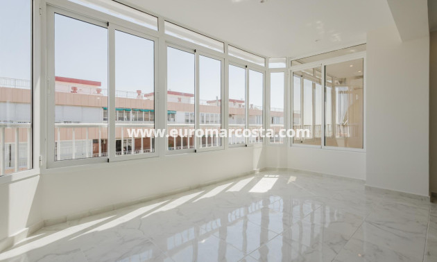 Objekte zum Wiederverkauf - Penthouse - Torrevieja - TORREVIEJA