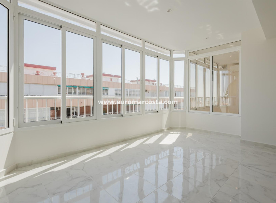 Objekte zum Wiederverkauf - Penthouse - Torrevieja - TORREVIEJA