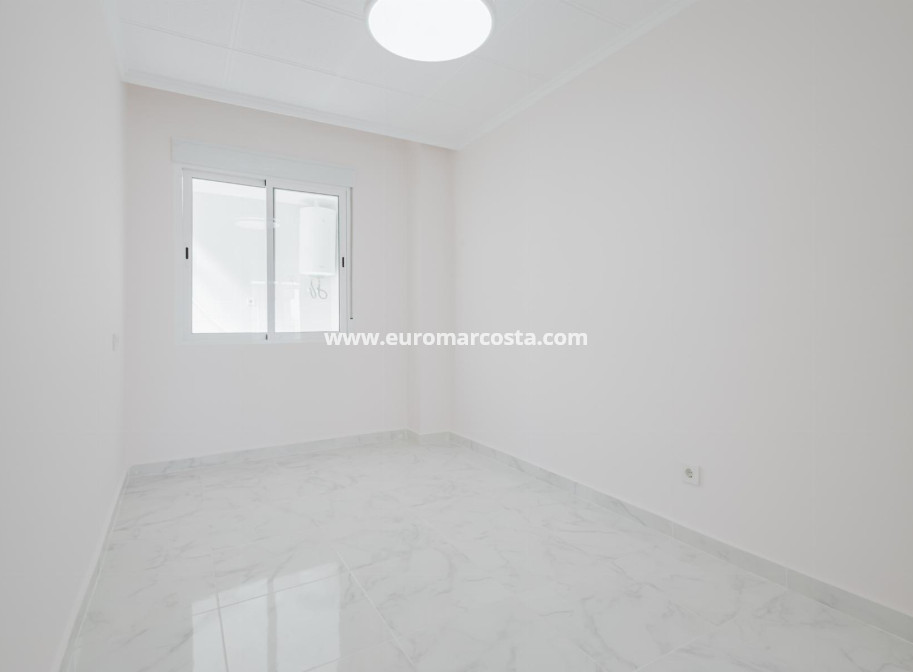 Objekte zum Wiederverkauf - Penthouse - Torrevieja - TORREVIEJA