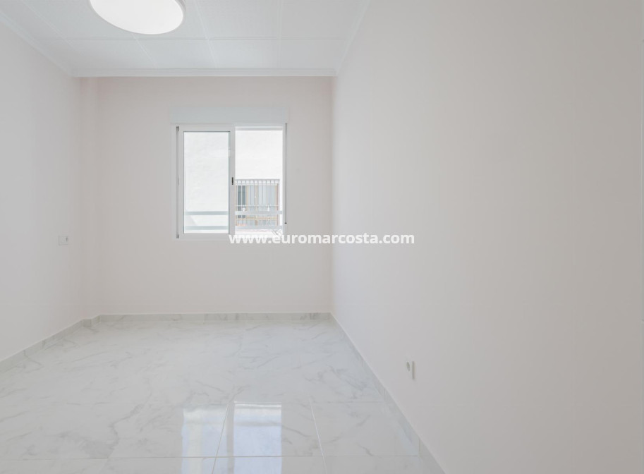 Objekte zum Wiederverkauf - Penthouse - Torrevieja - TORREVIEJA