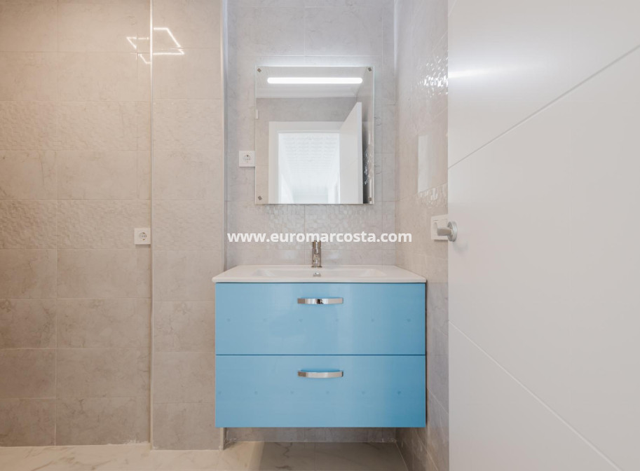 Objekte zum Wiederverkauf - Penthouse - Torrevieja - TORREVIEJA