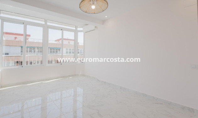 Objekte zum Wiederverkauf - Penthouse - Torrevieja - TORREVIEJA