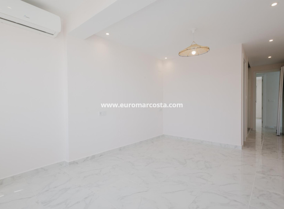Objekte zum Wiederverkauf - Penthouse - Torrevieja - TORREVIEJA