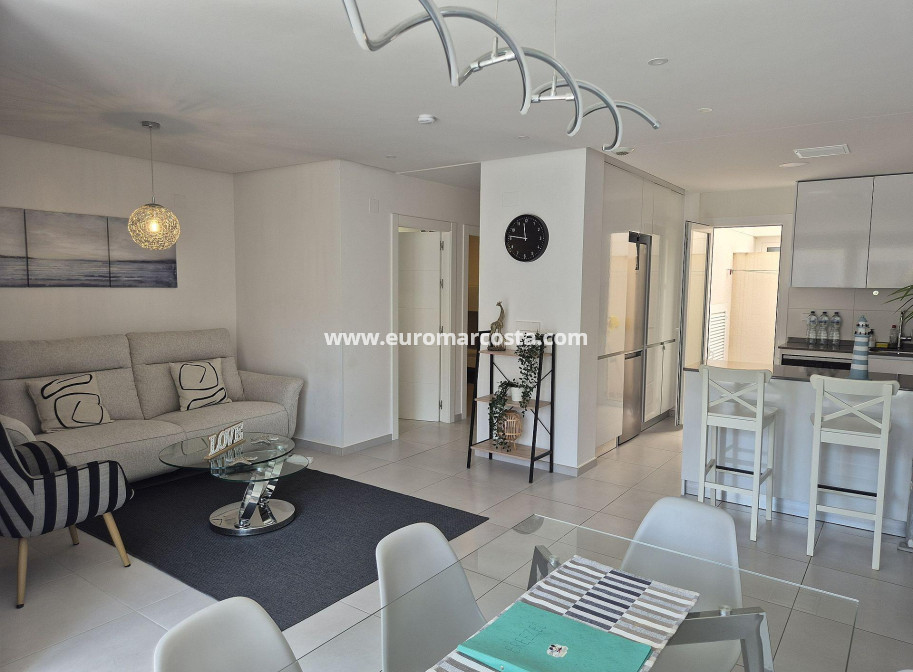 Sale - Townhouse - Torrevieja - Aguas Nuevas
