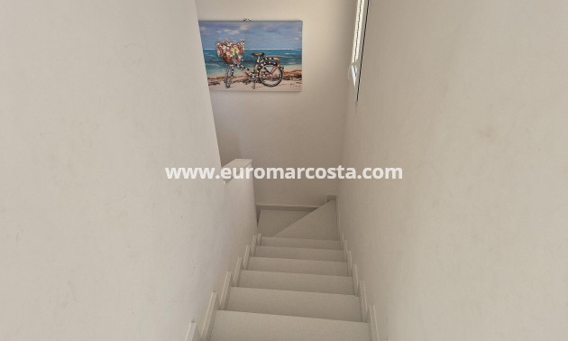 Sale - Townhouse - Torrevieja - Aguas Nuevas