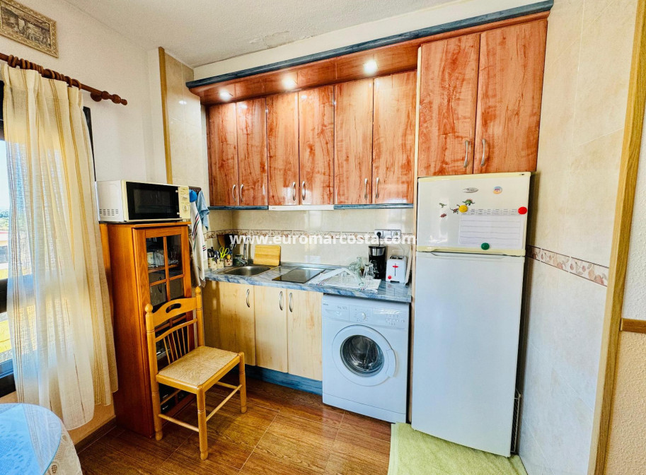 Venta - Apartamento / piso - Torrevieja - PLAYA DE LA MATA