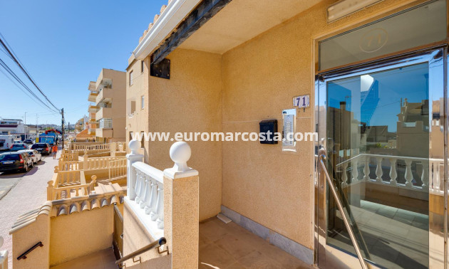 Venta - Apartamento / piso - Torrevieja - PLAYA DE LA MATA