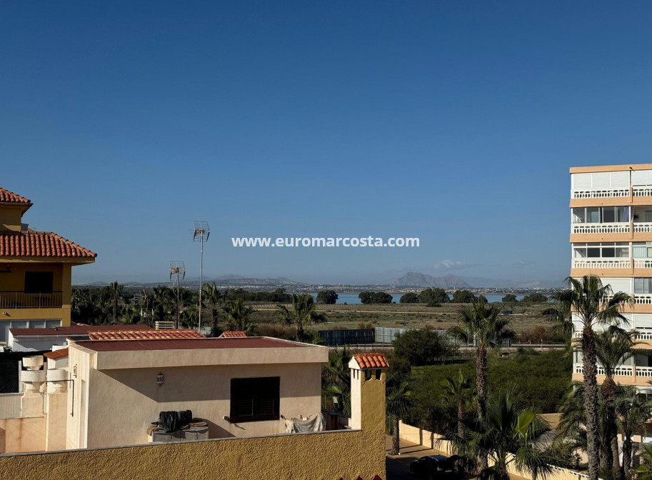 Venta - Apartamento / piso - Torrevieja - PLAYA DE LA MATA