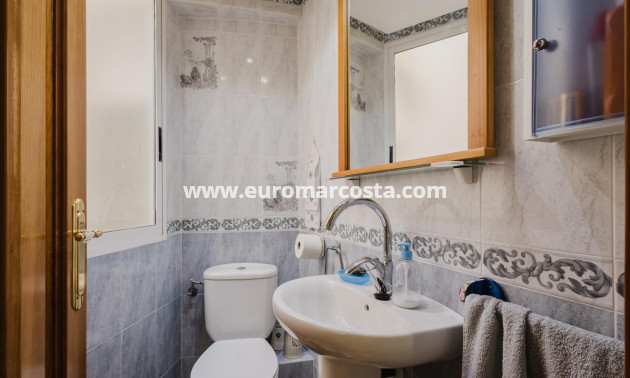 Venta - Apartamento / piso - Torrevieja - TORREVIEJA