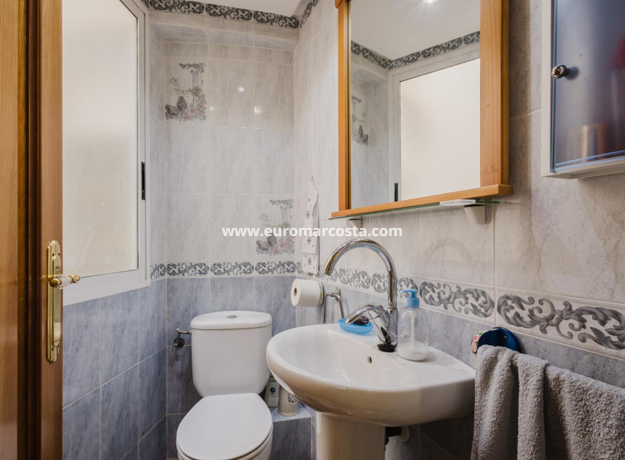 Venta - Apartamento / piso - Torrevieja - TORREVIEJA