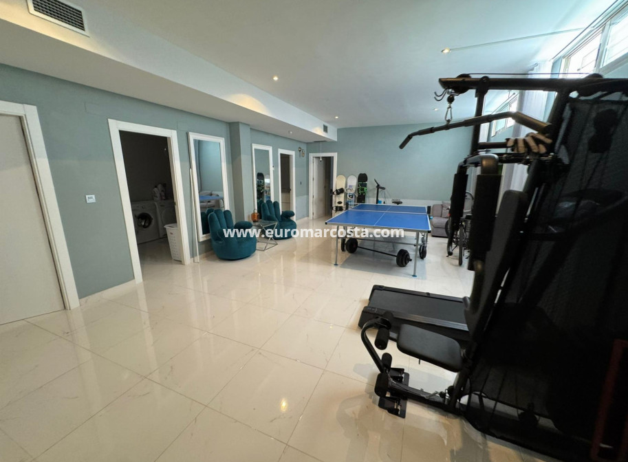 Sale - Chalet - Orihuela Costa