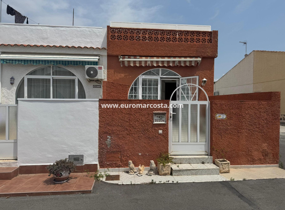 Objekte zum Wiederverkauf - Haus - Torrevieja - URB SAN LUIS