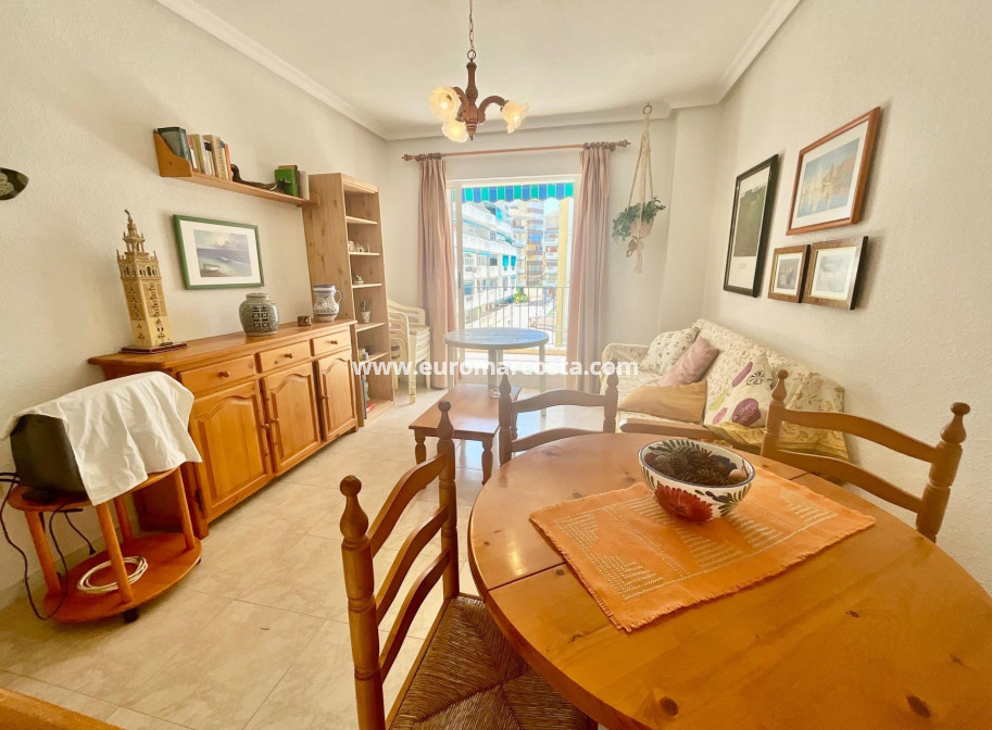 Sale - Apartment / flat - Torrevieja - La Mata