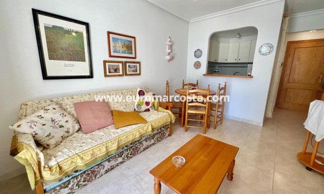 Sale - Apartment / flat - Torrevieja - La Mata