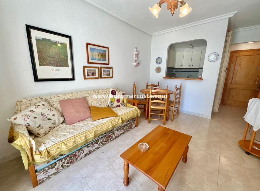 Sale - Apartment / flat - Torrevieja - La Mata