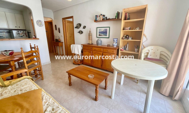 Sale - Apartment / flat - Torrevieja - La Mata