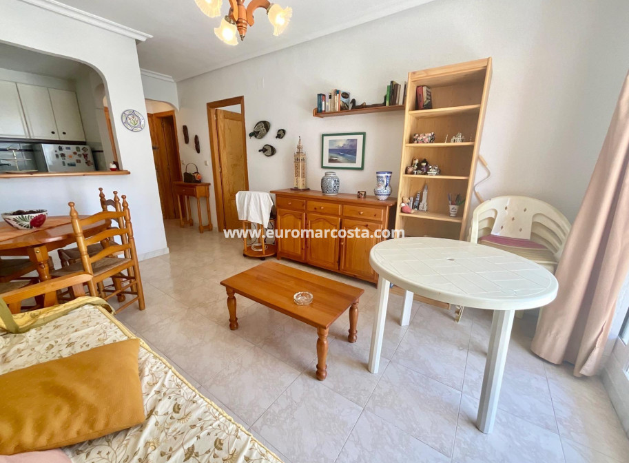 Sale - Apartment / flat - Torrevieja - La Mata