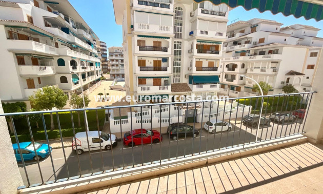 Sale - Apartment / flat - Torrevieja - La Mata