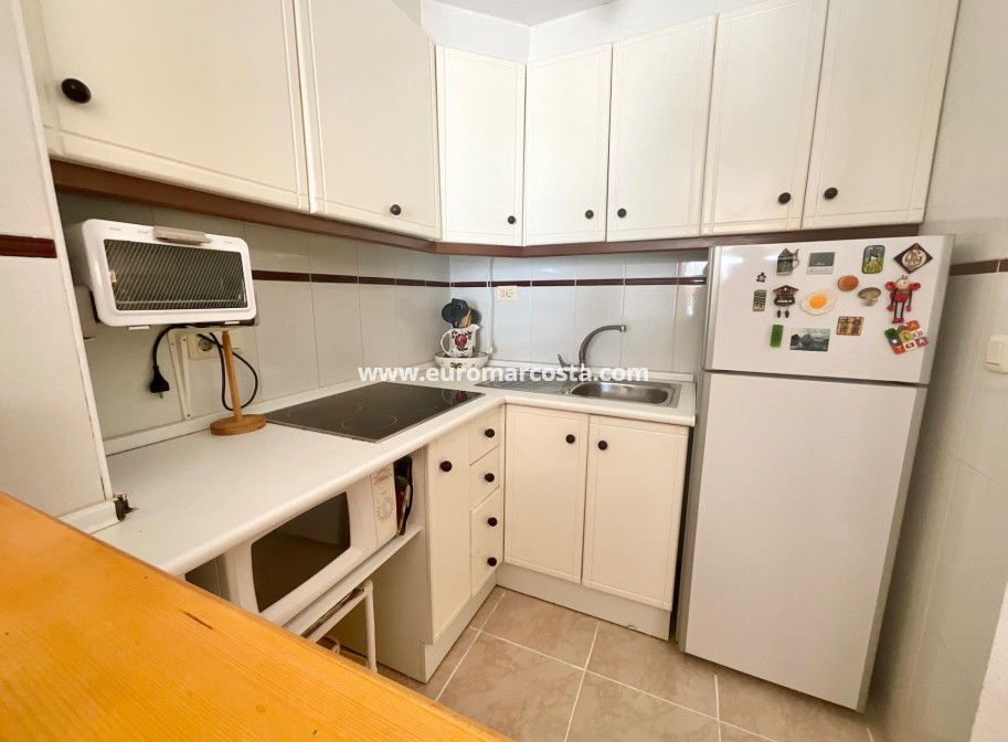 Sale - Apartment / flat - Torrevieja - La Mata