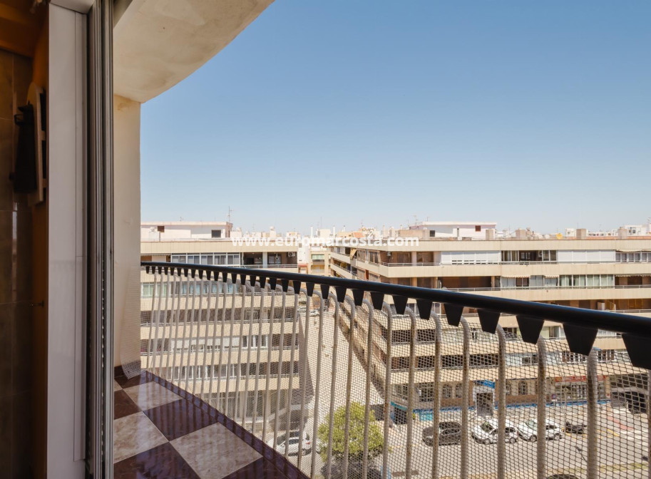 Objekte zum Wiederverkauf - Wohnung - Torrevieja - TORREVIEJA
