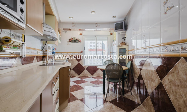 Objekte zum Wiederverkauf - Wohnung - Torrevieja - TORREVIEJA
