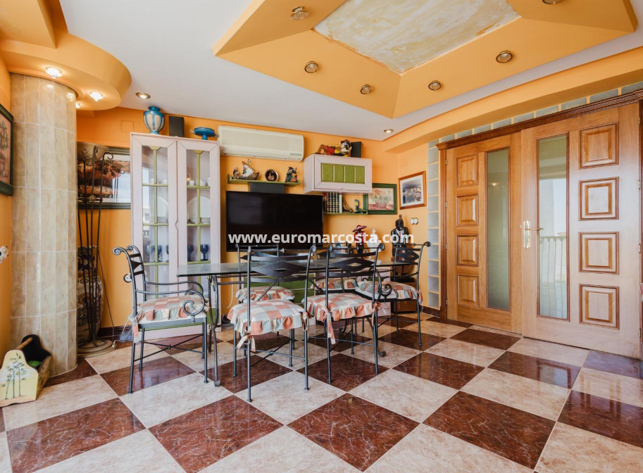 Objekte zum Wiederverkauf - Wohnung - Torrevieja - TORREVIEJA