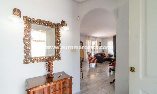 Objekte zum Wiederverkauf - Villa freitstehend - Torrevieja - La Mata