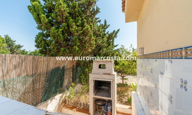 Objekte zum Wiederverkauf - Villa freitstehend - Torrevieja - La Mata