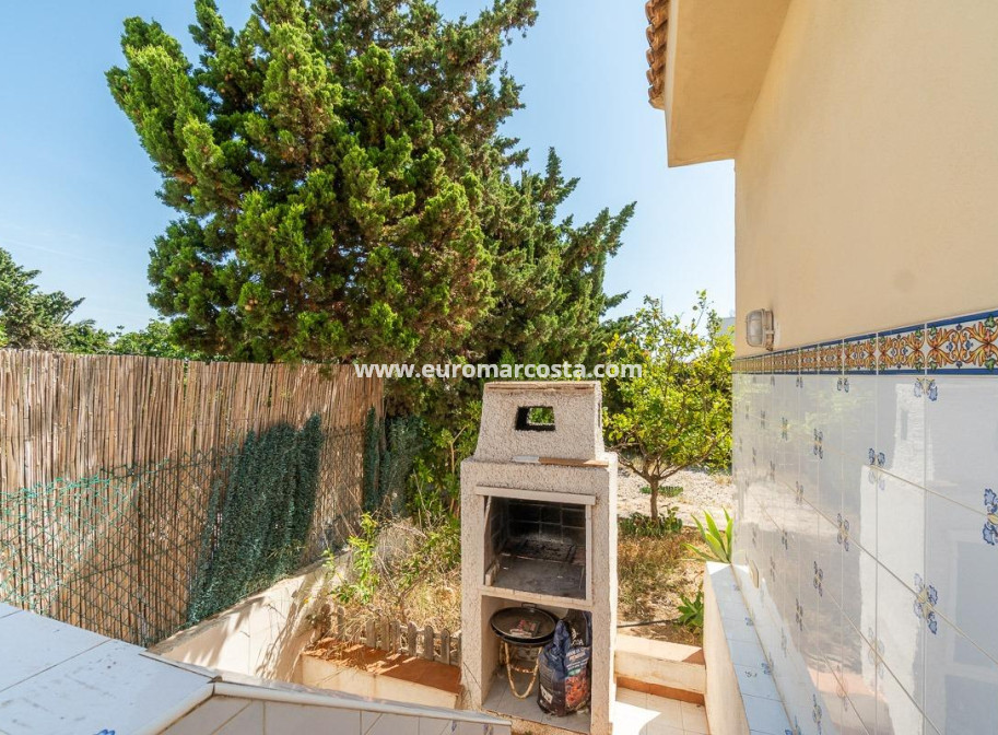 Objekte zum Wiederverkauf - Villa freitstehend - Torrevieja - La Mata