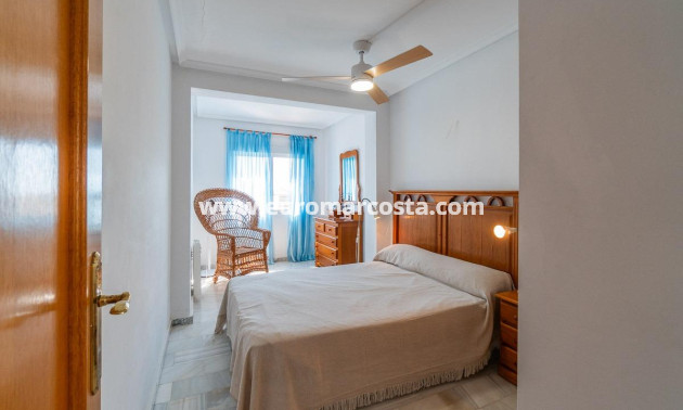 Objekte zum Wiederverkauf - Villa freitstehend - Torrevieja - La Mata