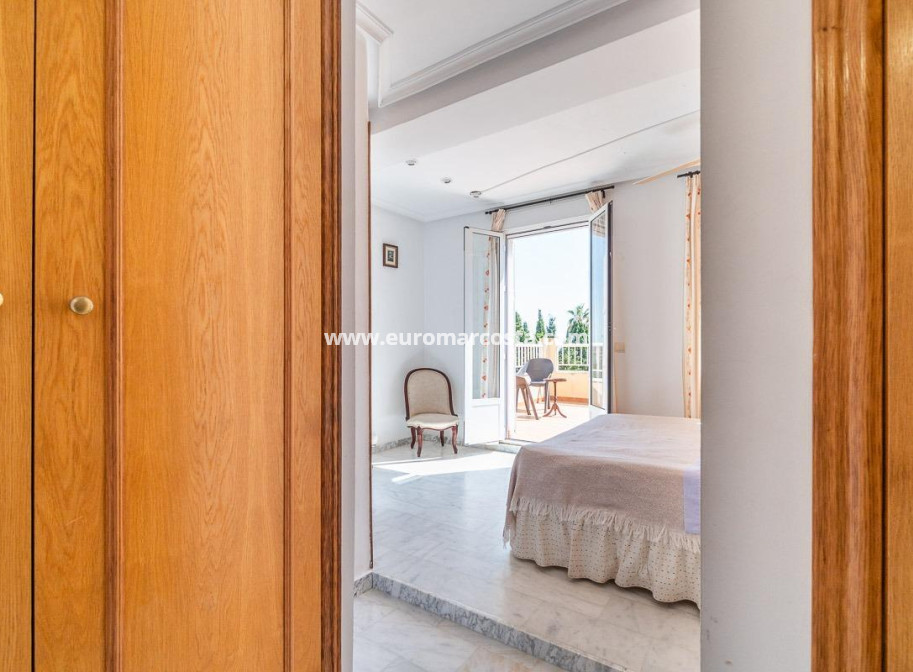 Objekte zum Wiederverkauf - Villa freitstehend - Torrevieja - La Mata