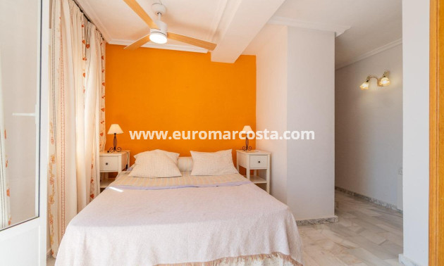 Objekte zum Wiederverkauf - Villa freitstehend - Torrevieja - La Mata