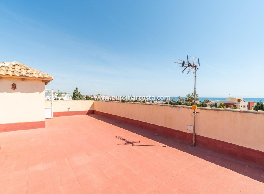 Objekte zum Wiederverkauf - Villa freitstehend - Torrevieja - La Mata