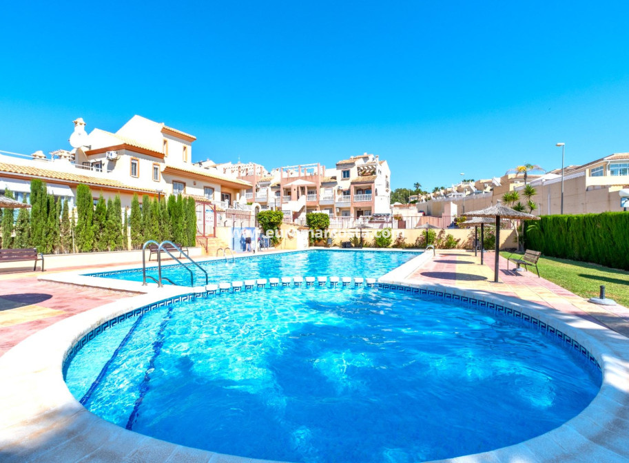 Objekte zum Wiederverkauf - Stadthaus - Orihuela Costa - TORREVIEJA