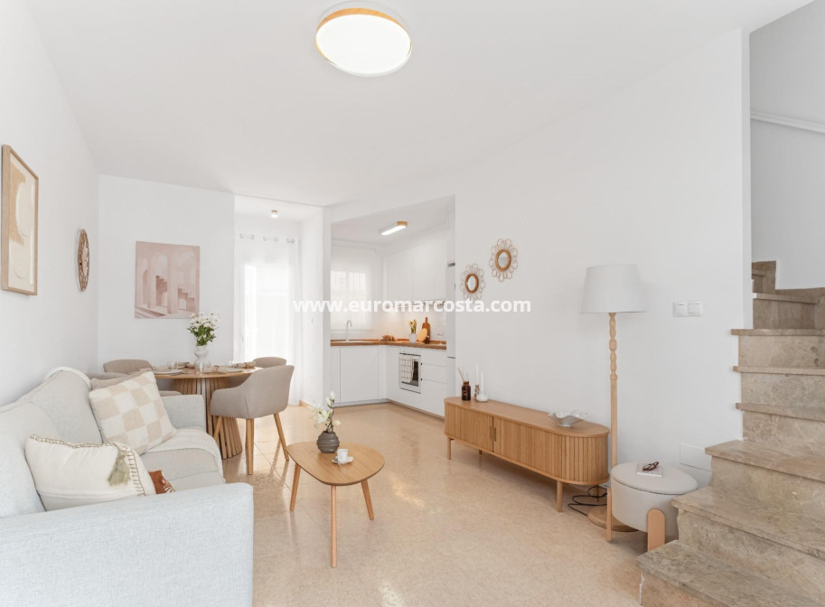 Objekte zum Wiederverkauf - Stadthaus - Orihuela Costa - TORREVIEJA